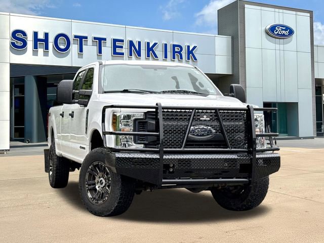 Used 2018 Ford F250 XL AWD/4WD image 1