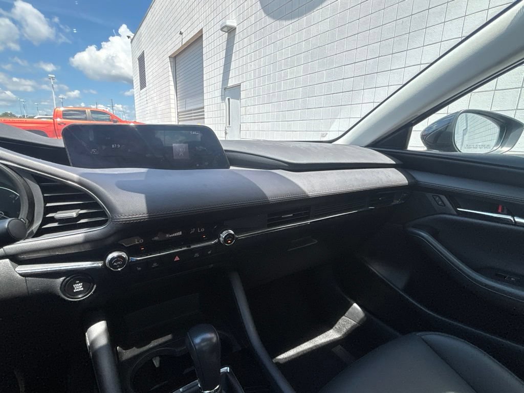 Used 2023 MAZDA MAZDA3 s FWD image 16
