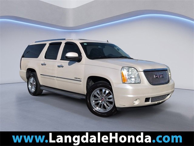 Used 2013 GMC Yukon XL Denali image 1