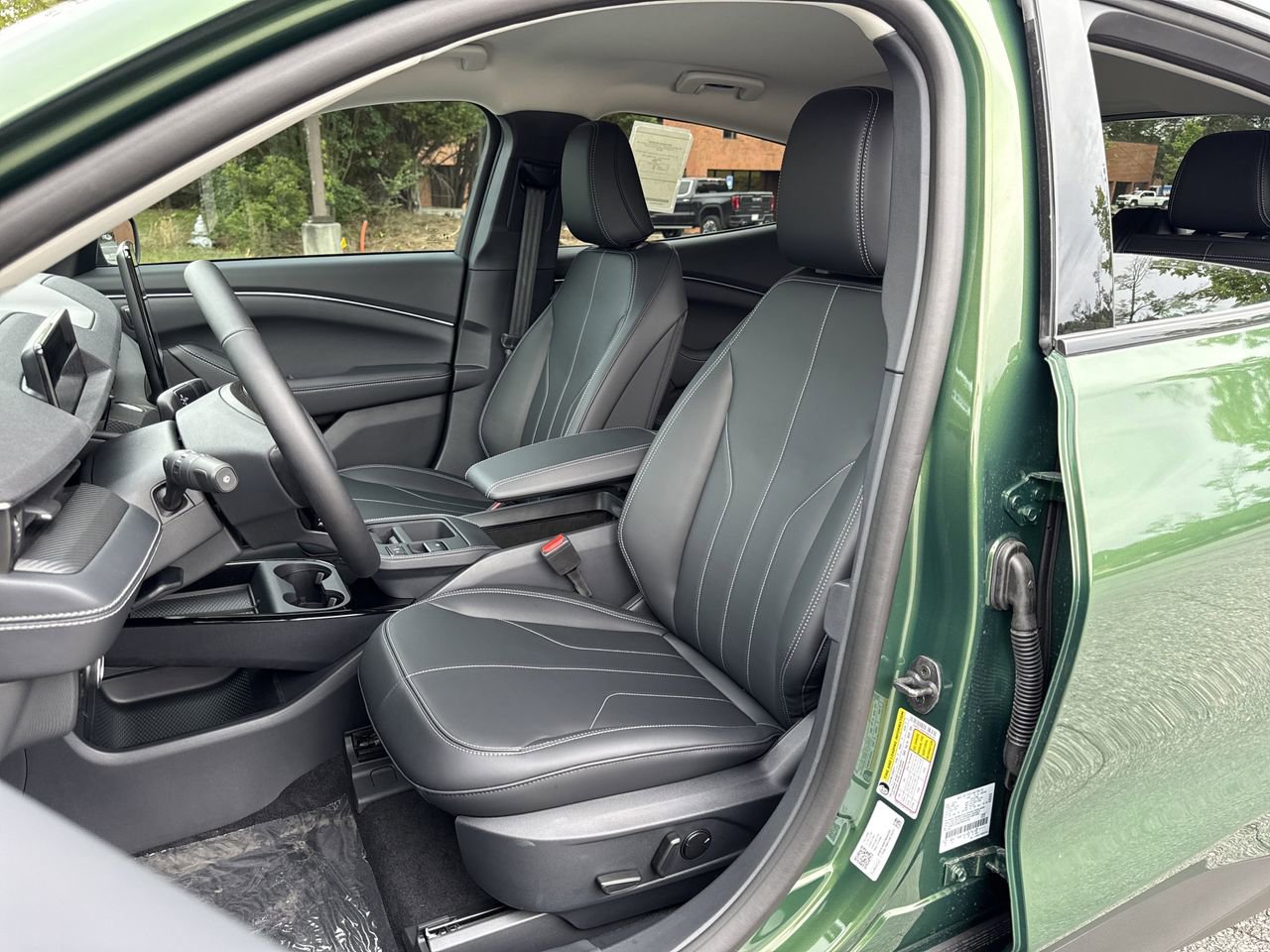New 2026 Ford Mustang Mach-E Select RWD image 18
