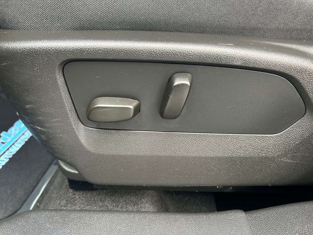 Used 2023 Buick Envision Preferred w/ Sport Touring Package image 26