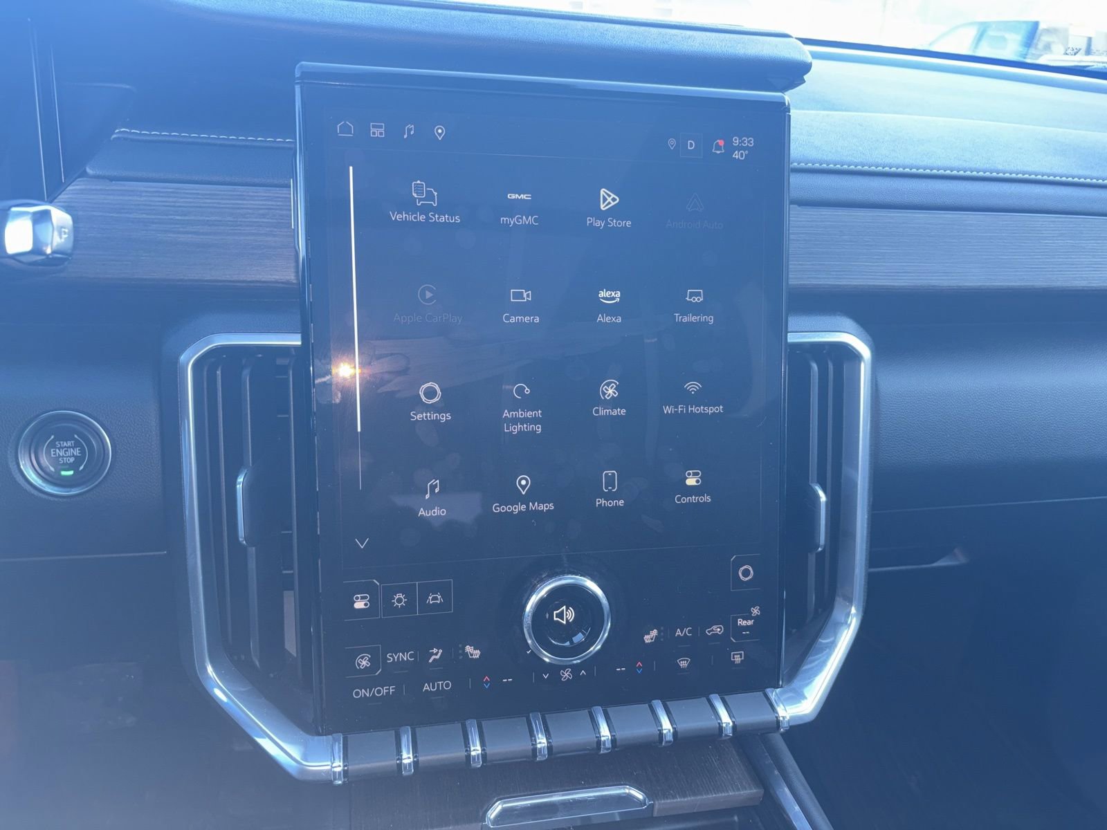 Used 2025 GMC Acadia Denali w/ LPO, All-Weather Package image 12