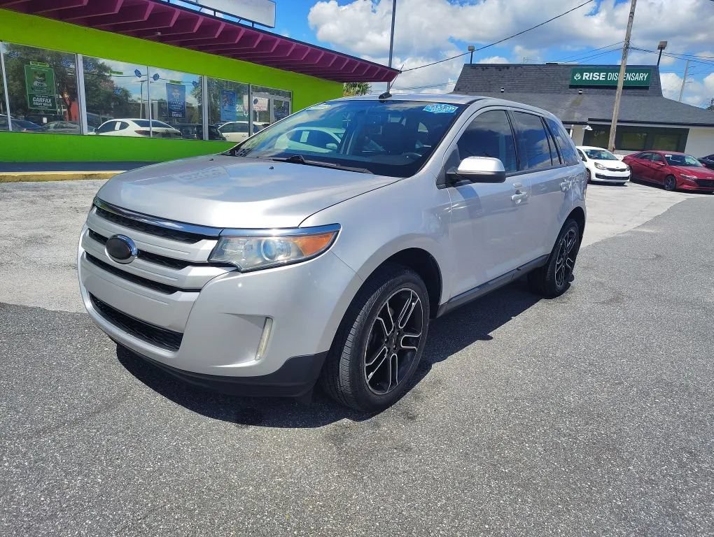 Used 2013 Ford Edge SEL FWD image 3