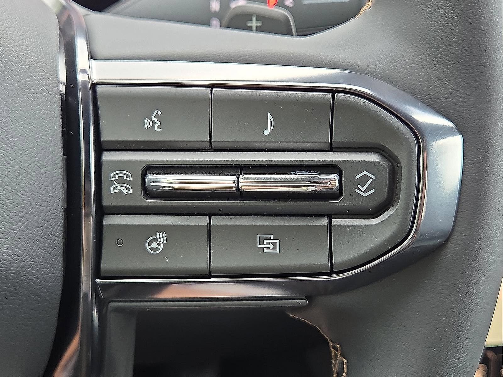 New 2026 GMC Terrain AT4 w/ Technology Package II image 22