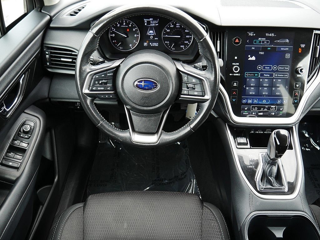 Used 2024 Subaru Outback Premium AWD/4WD image 17