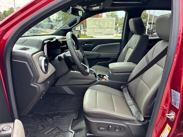 New 2026 Chevrolet Colorado ZR2 w/ Technology Package AWD/4WD image 7