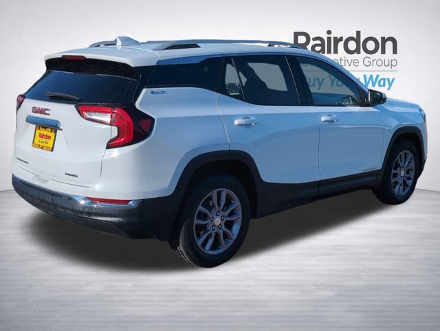 Used 2024 GMC Terrain SLT AWD/4WD image 7