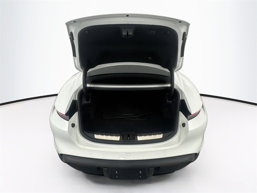 Used 2020 Porsche Taycan 4S image 26