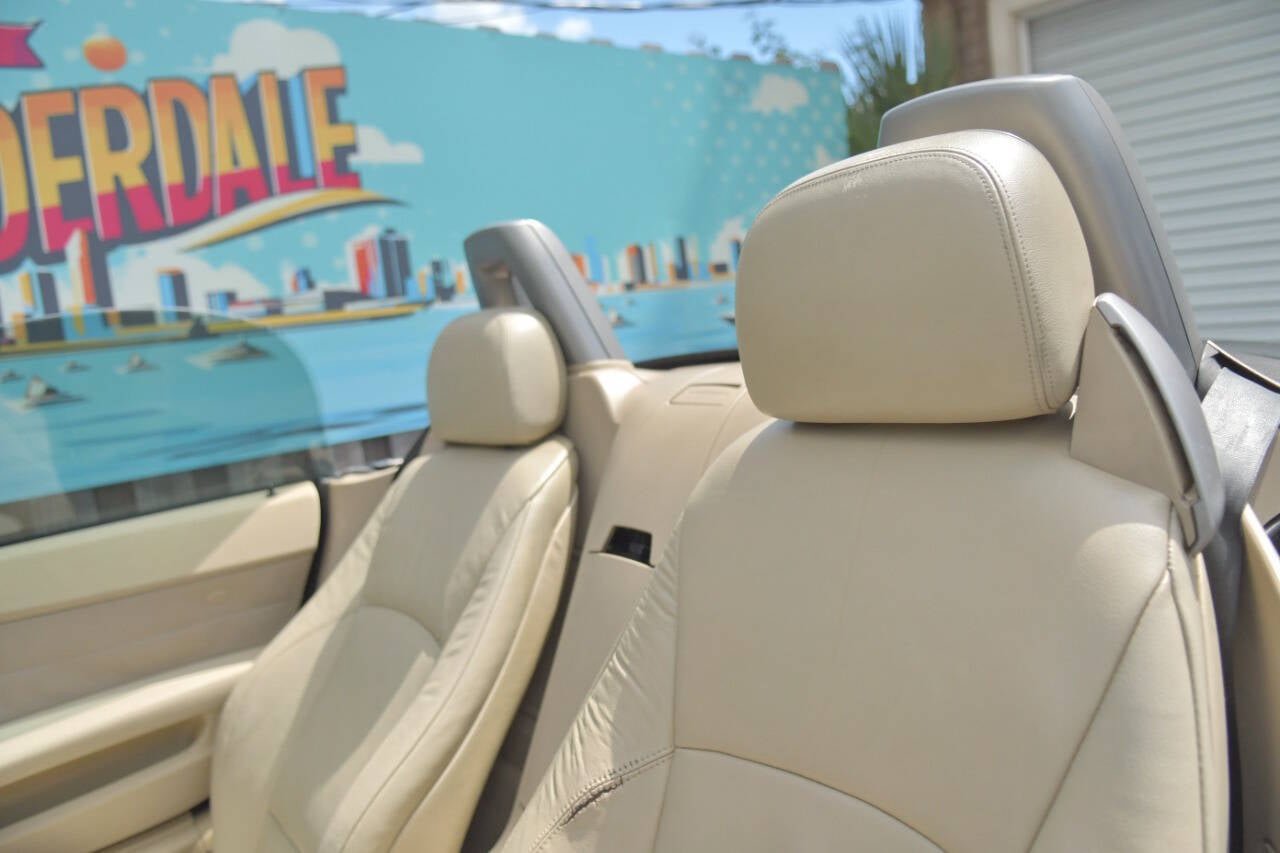 Used 2003 BMW Z4 2.5i image 14