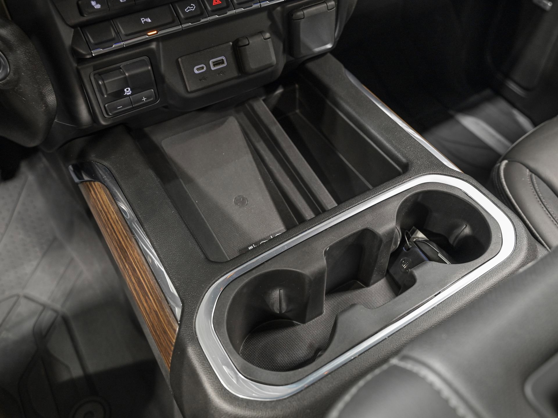 Used 2022 Chevrolet Silverado 1500 High Country w/ Z71 Off-Road Package image 24