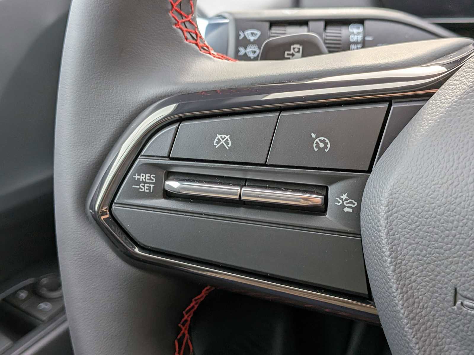 New 2026 Chevrolet Equinox EV RS image 25