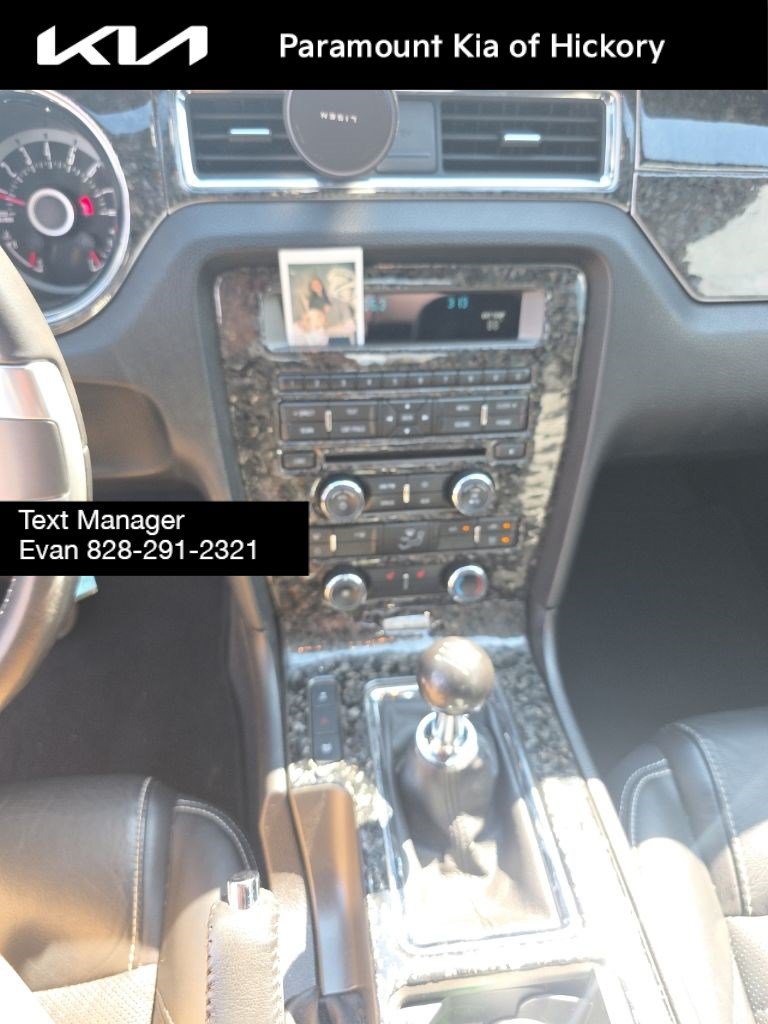 Used 2013 Ford Mustang GT Premium w/ Comfort Pkg RWD image 15