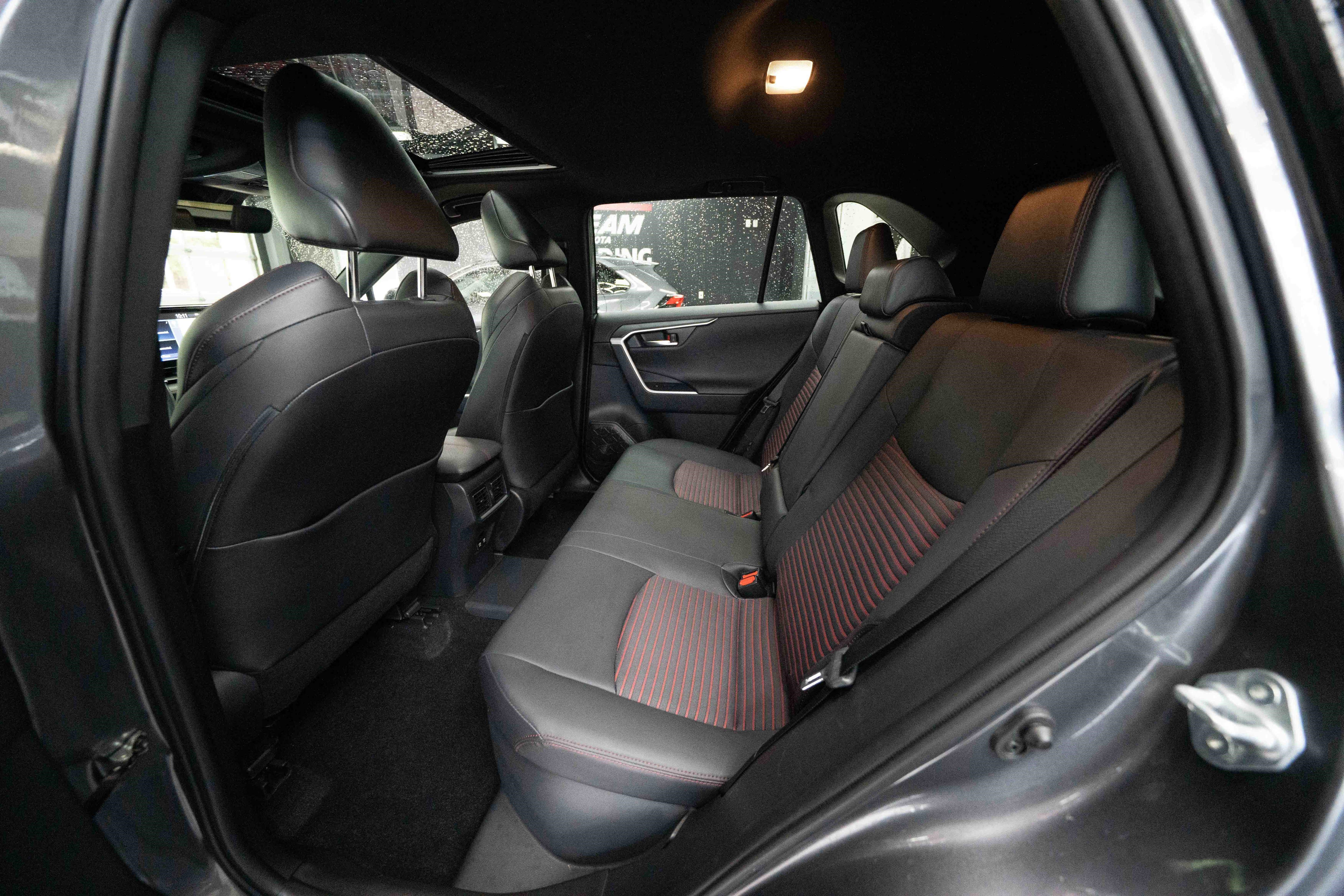 Used 2021 Toyota RAV4 XSE w/ Weather Package image 23