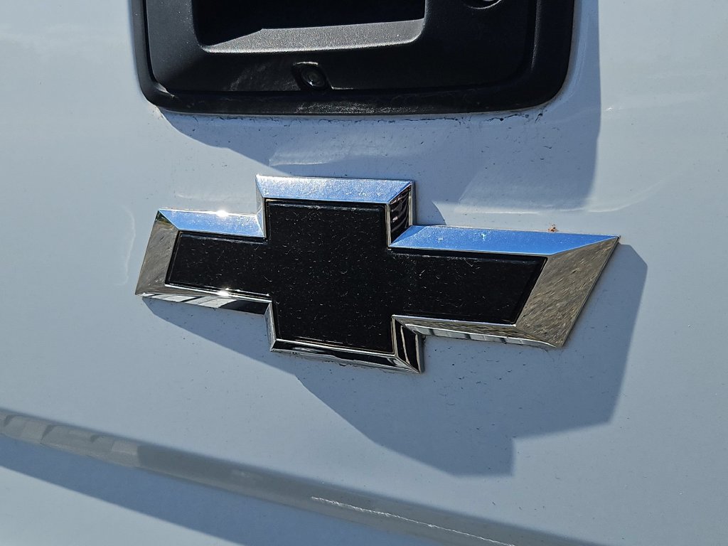 Used 2018 Chevrolet Silverado 1500 LT w/ Texas Edition AWD/4WD image 25