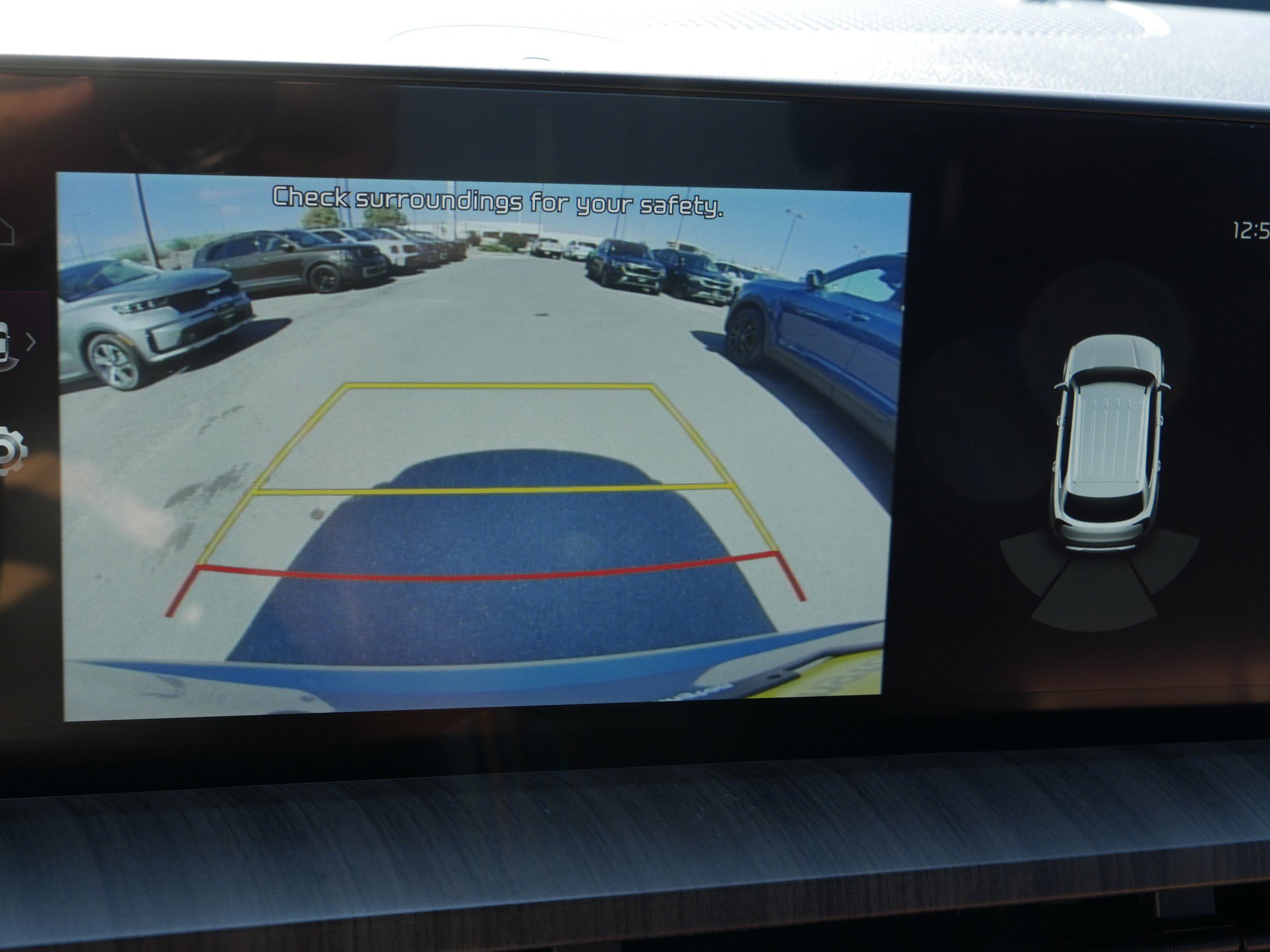 Used 2023 Kia Telluride EX w/ EX Captain's Chair Package image 27