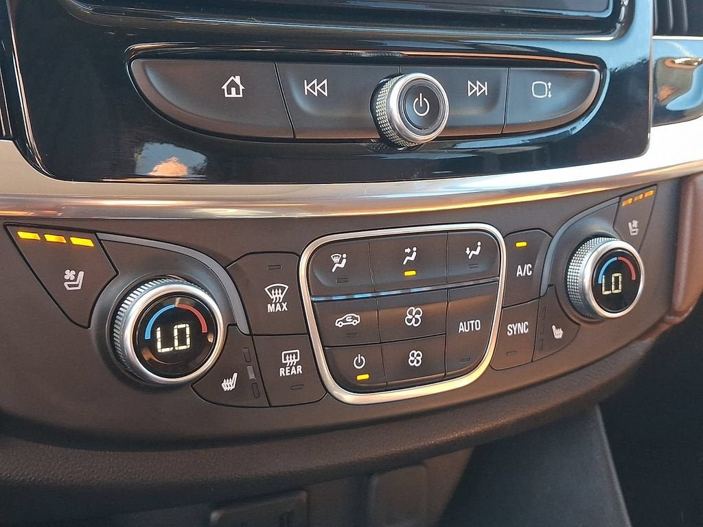 Used 2018 Chevrolet Traverse High Country AWD/4WD image 15