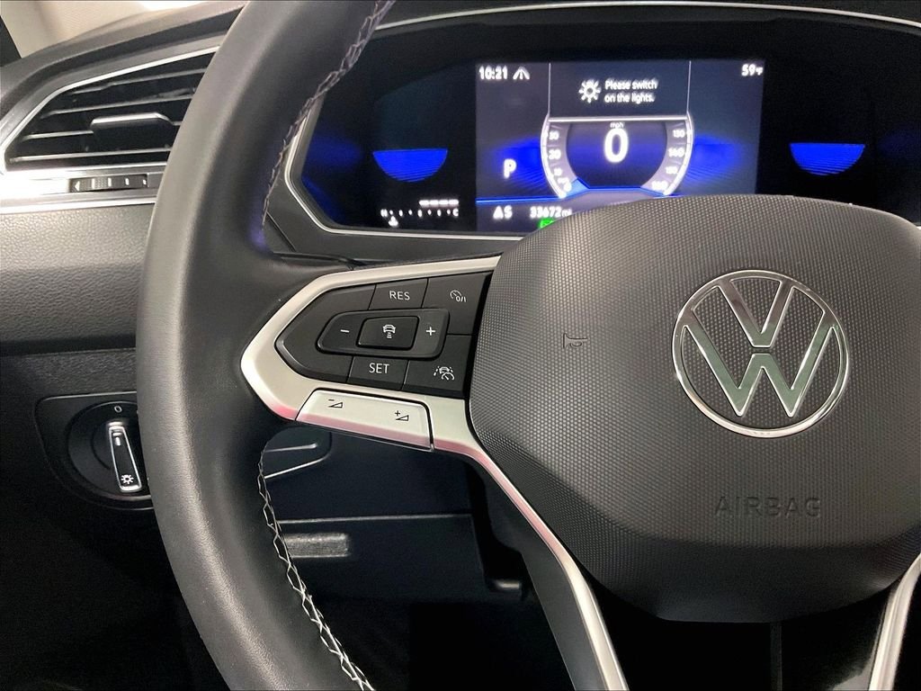 Certified 2023 Volkswagen Tiguan SE AWD/4WD image 23