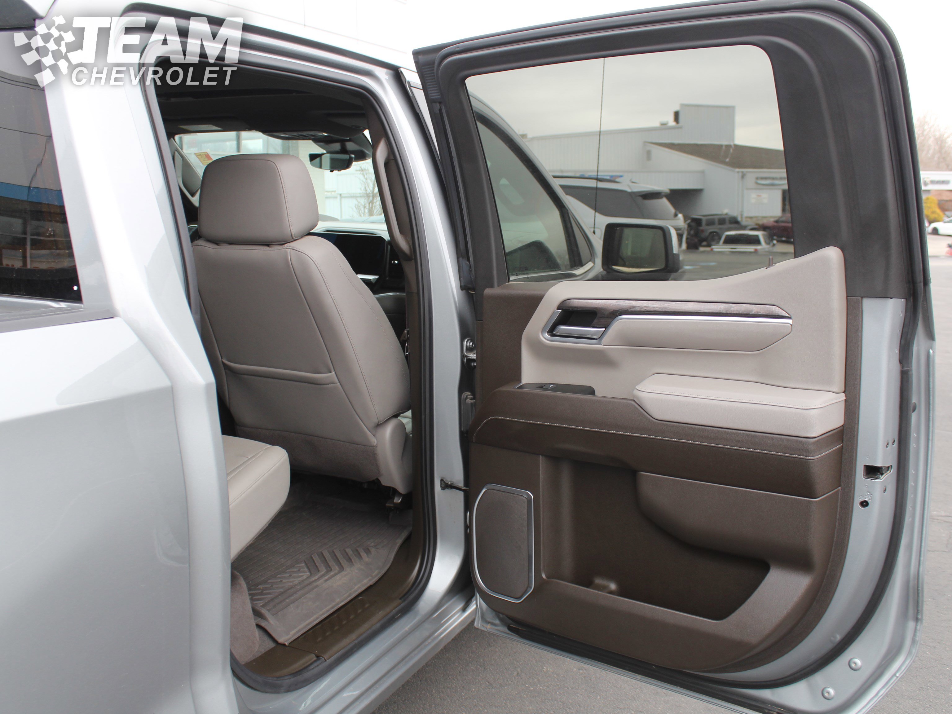 Certified 2025 Chevrolet Silverado 1500 LTZ w/ LTZ Premium Texas Edition image 23