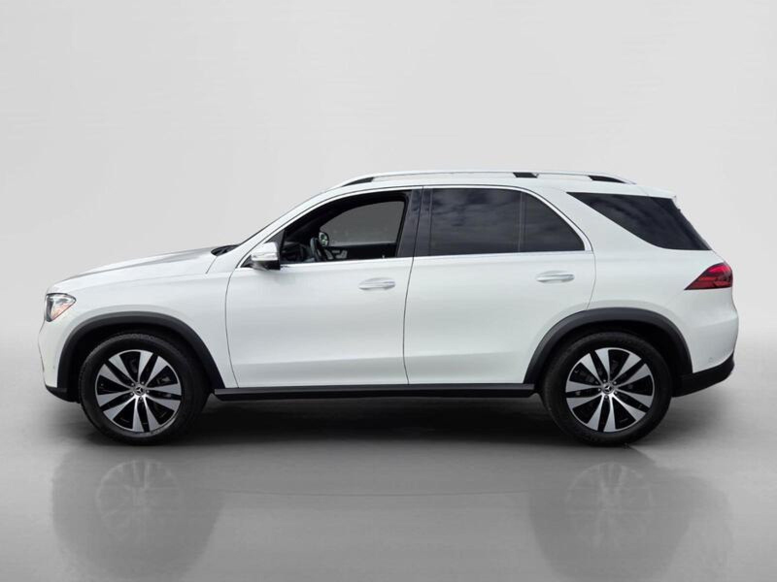 Certified 2026 Mercedes-Benz GLE 350 4MATIC image 2