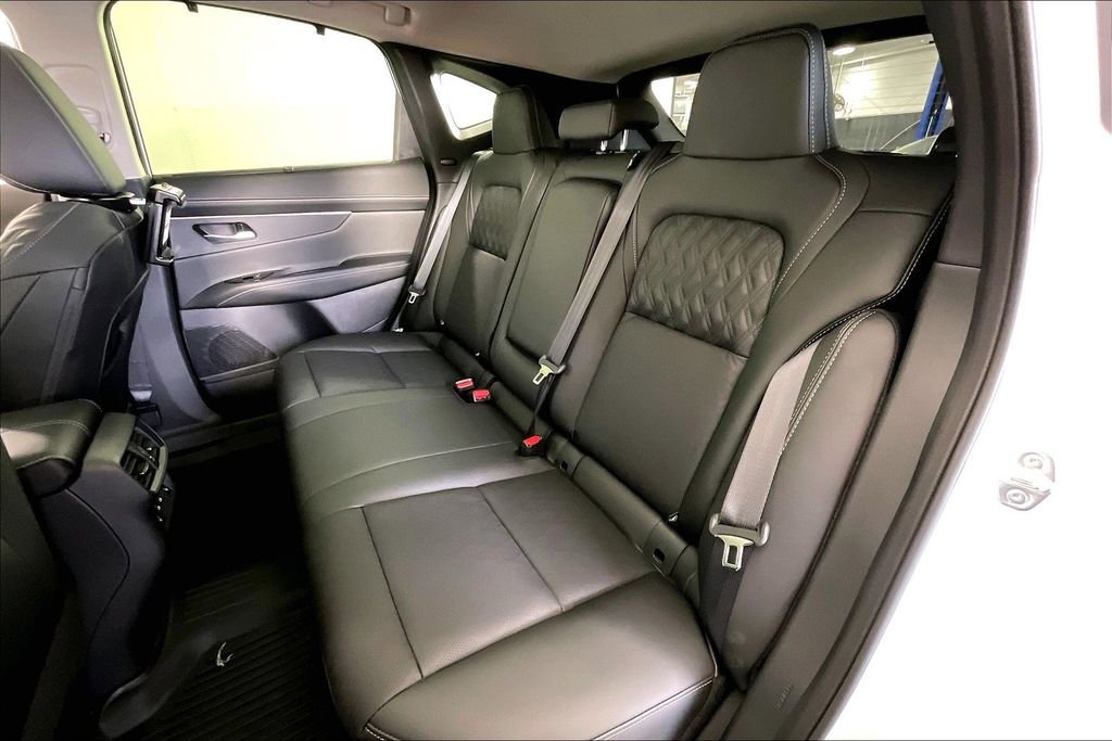 New 2026 Nissan Murano Platinum w/ Cargo Package image 14