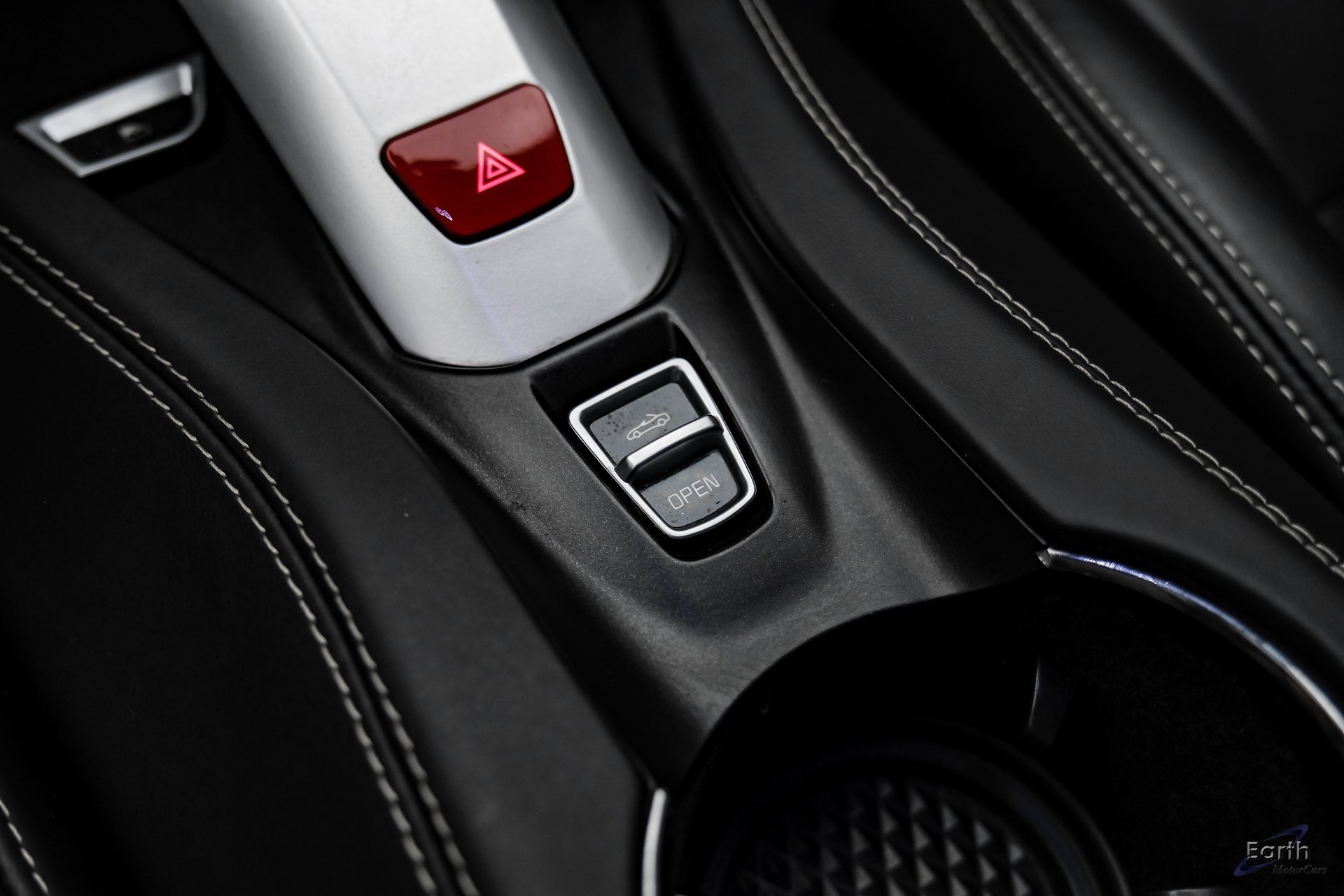 Used 2016 Ferrari California T image 61