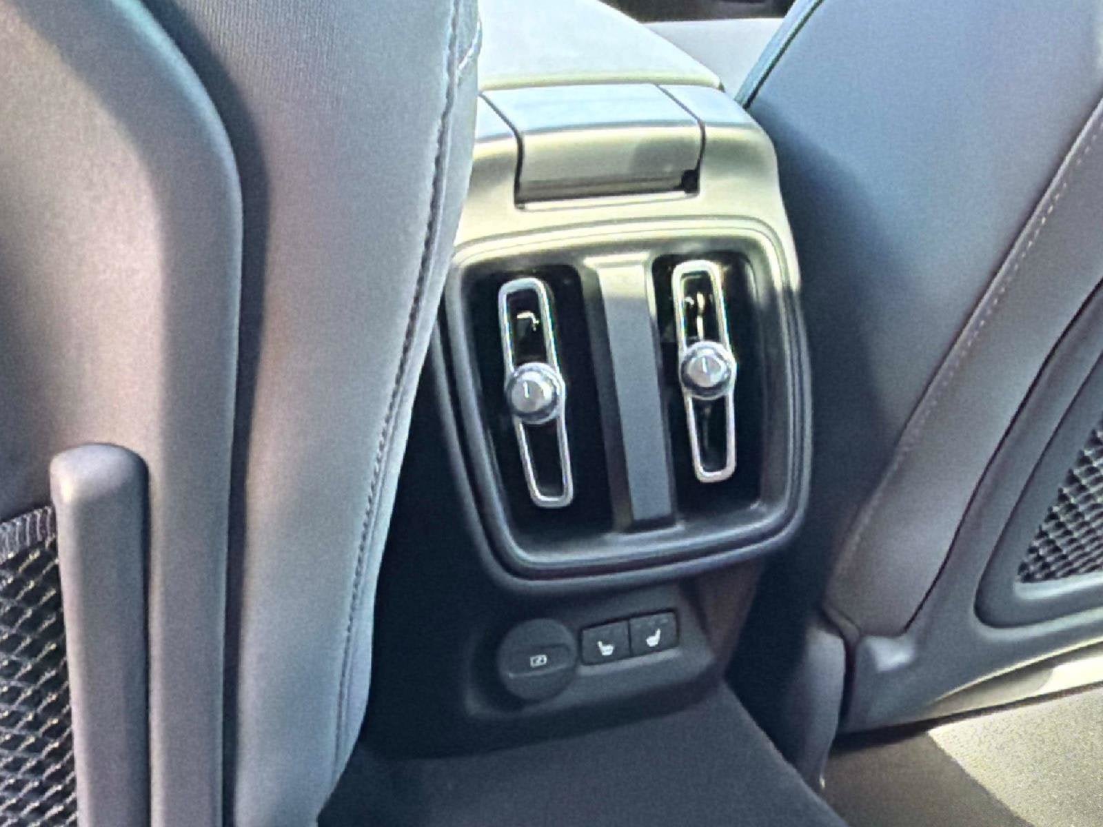Used 2024 Polestar Polestar 2 RWD image 13