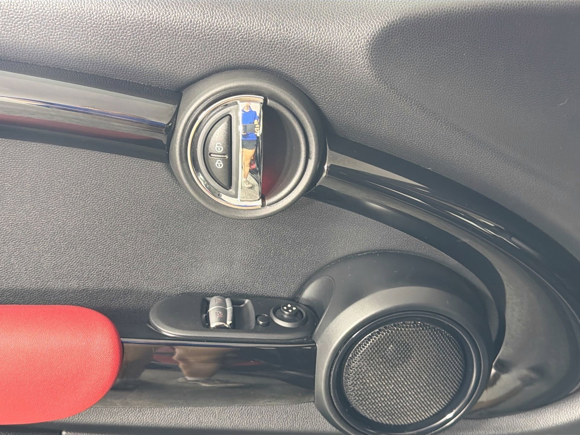 Used 2017 MINI Cooper S image 19