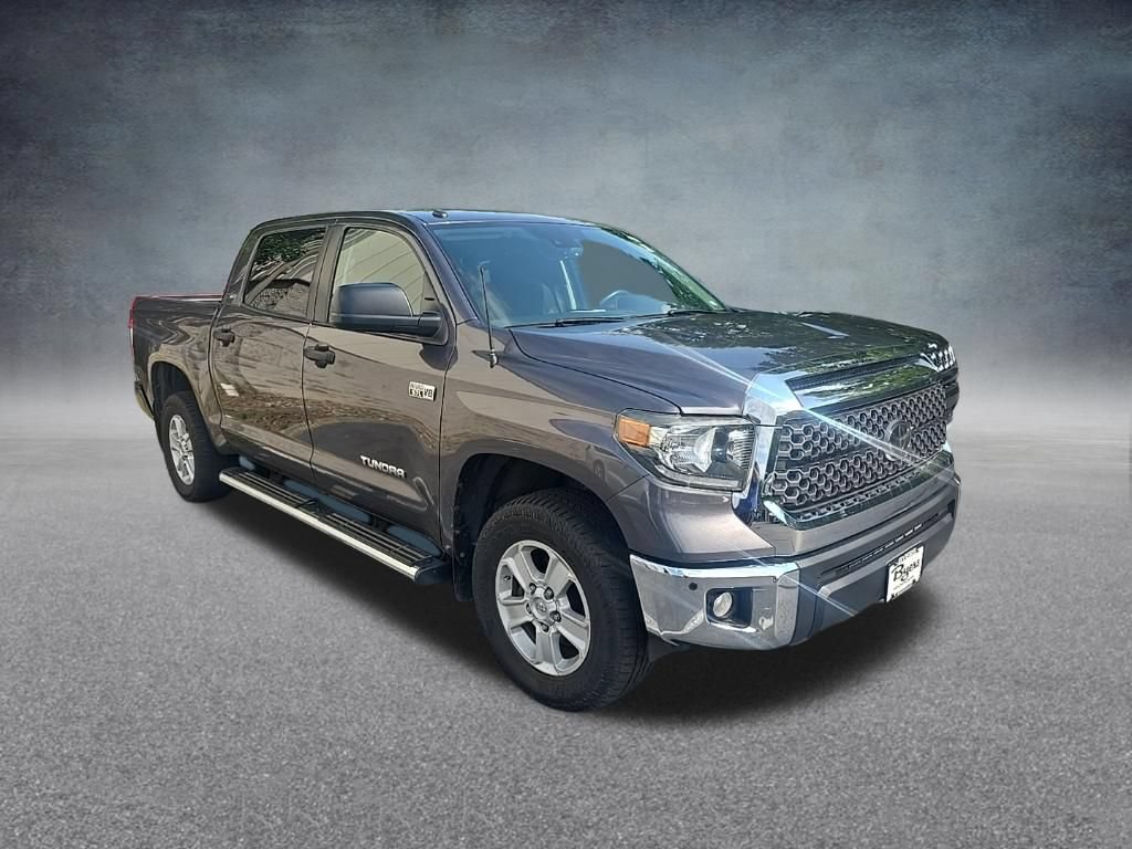 Used 2018 Toyota Tundra SR5 w/ SR5 Upgrade Package AWD/4WD image 2