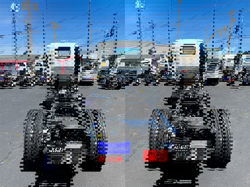 New 2024 Chevrolet Low Cab Forward 5500XD image 24