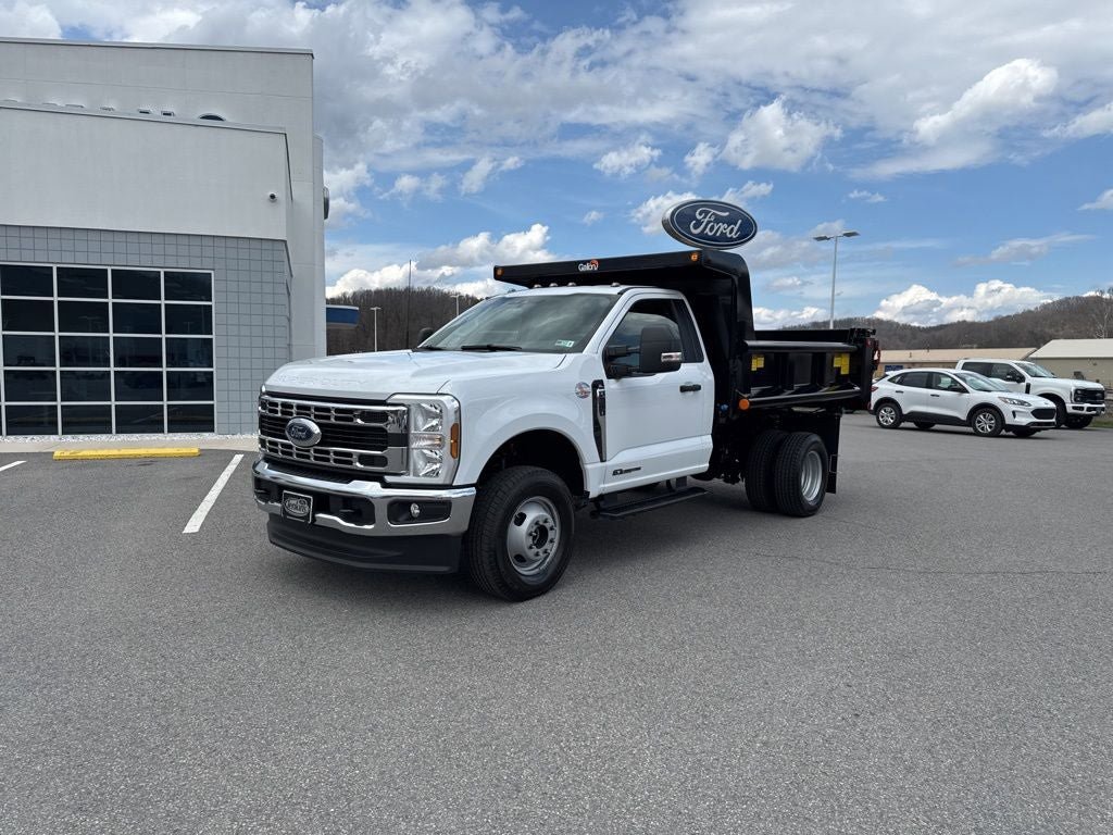 New 2026 Ford F350 XL w/ XL Chrome Package image 4