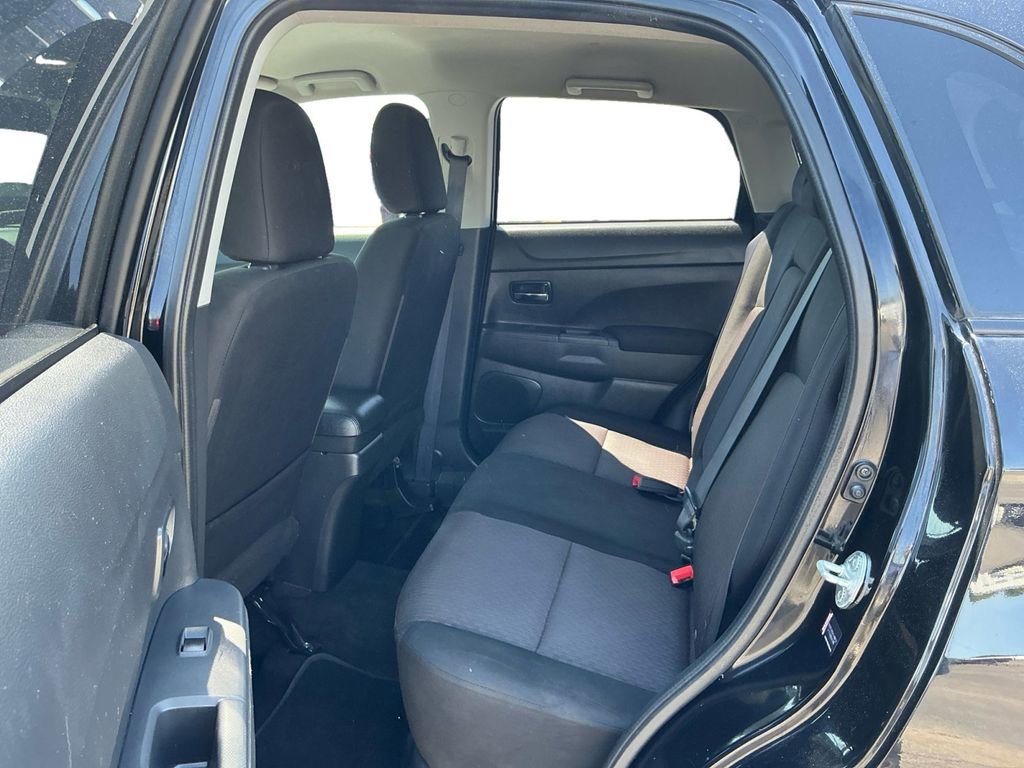 Used 2019 Mitsubishi Outlander Sport LE FWD image 21