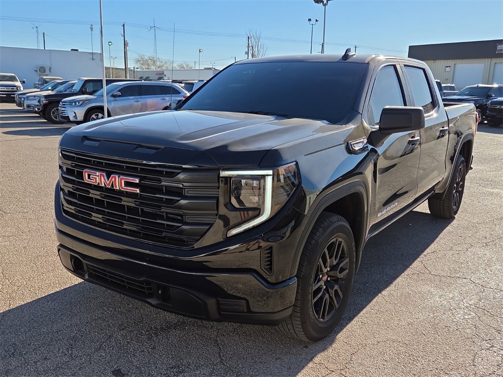 Used 2025 GMC Sierra 1500 Pro w/ Graphite Edition