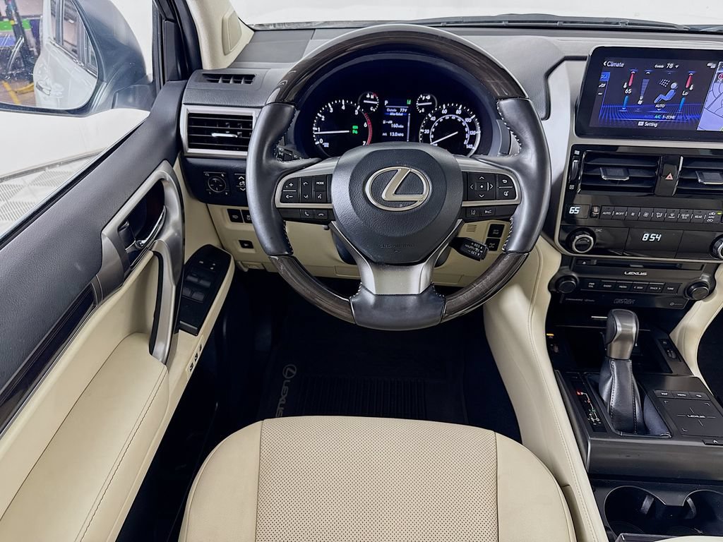 Certified 2022 Lexus GX 460 Premium w/ Premium Plus Package AWD/4WD image 24