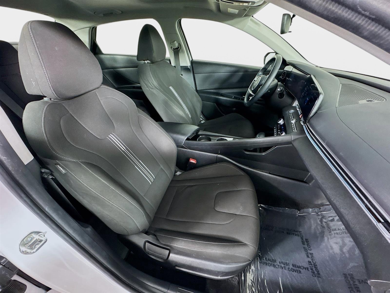 Certified 2024 Hyundai Elantra SEL w/ Convenience Package FWD image 28