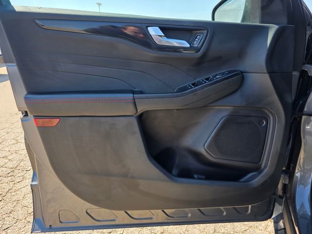 Used 2024 Ford Escape ST-Line w/ Tech Pack #1 image 6