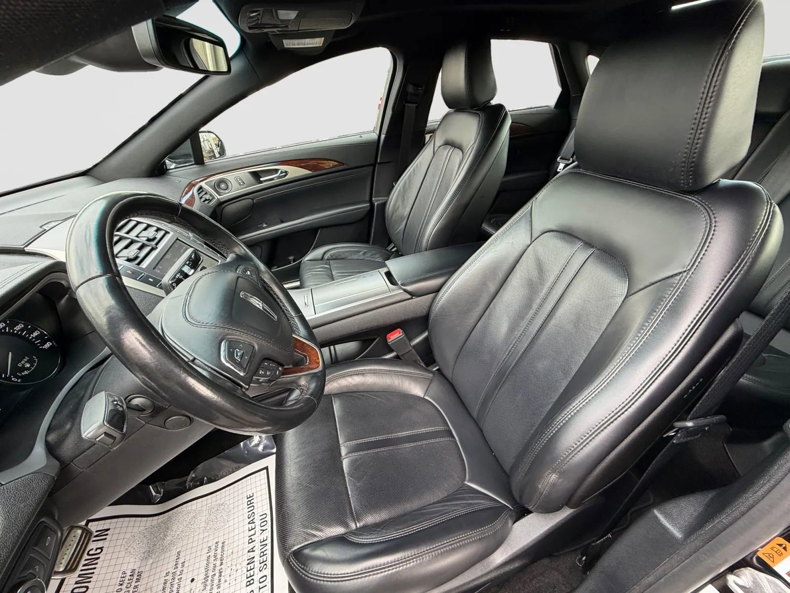 Used 2020 Lincoln MKZ Reserve w/ Monochromatic Package AWD/4WD image 11