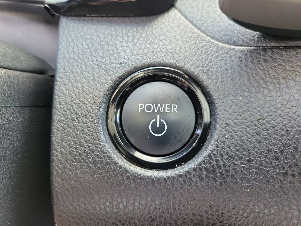 Used 2025 Toyota Camry LE FWD image 30