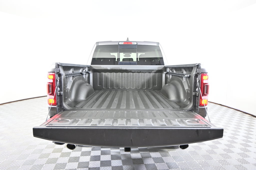 Used 2023 RAM 1500 Big Horn AWD/4WD image 6