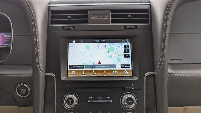 Used 2017 Lincoln Navigator Reserve image 29