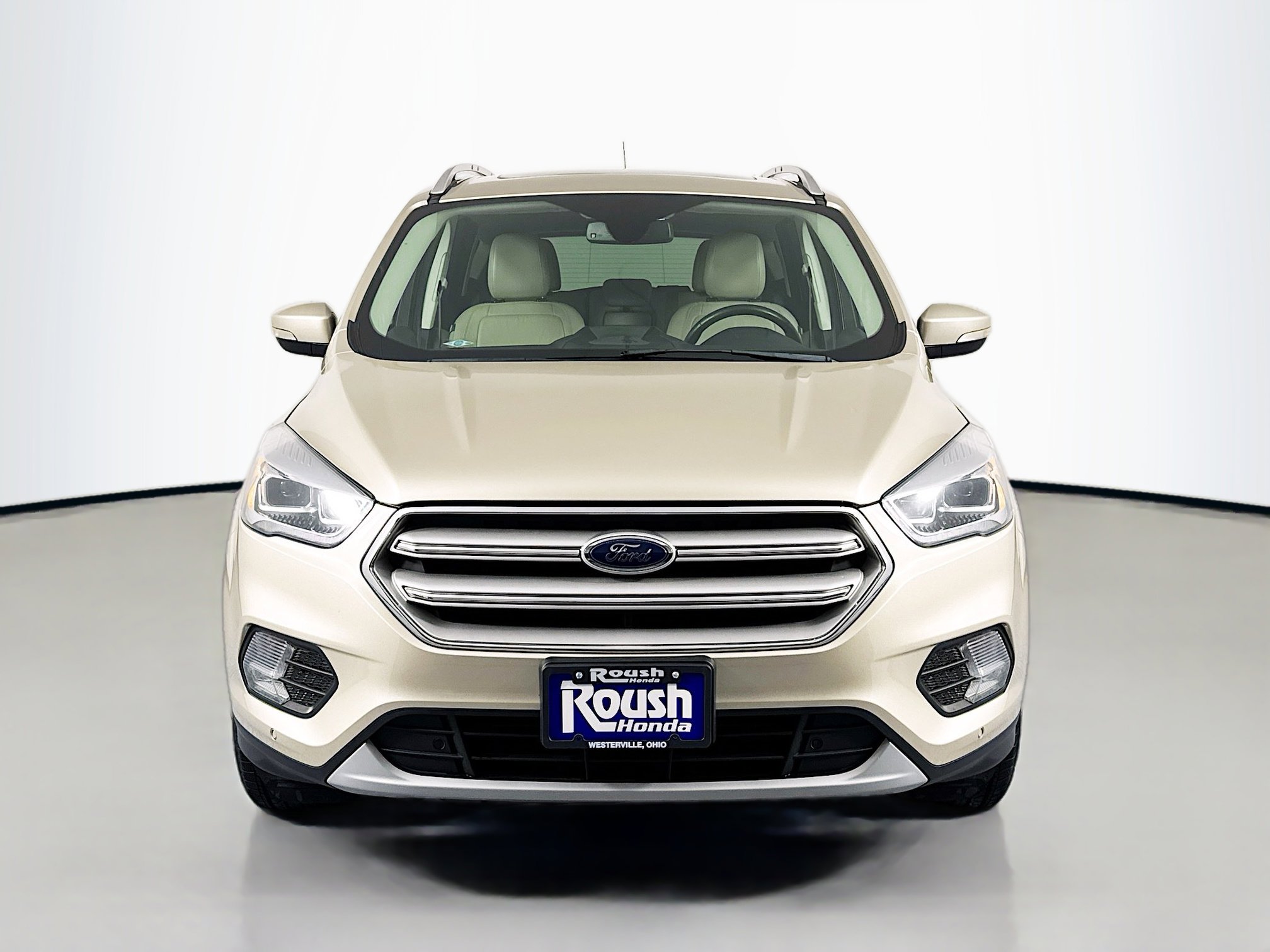 Used 2018 Ford Escape Titanium image 2