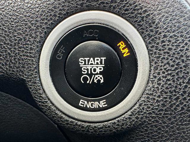 Used 2015 Chrysler 300 C w/ Light Group image 39