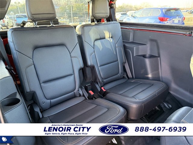 Used 2024 Ford Bronco Badlands image 15