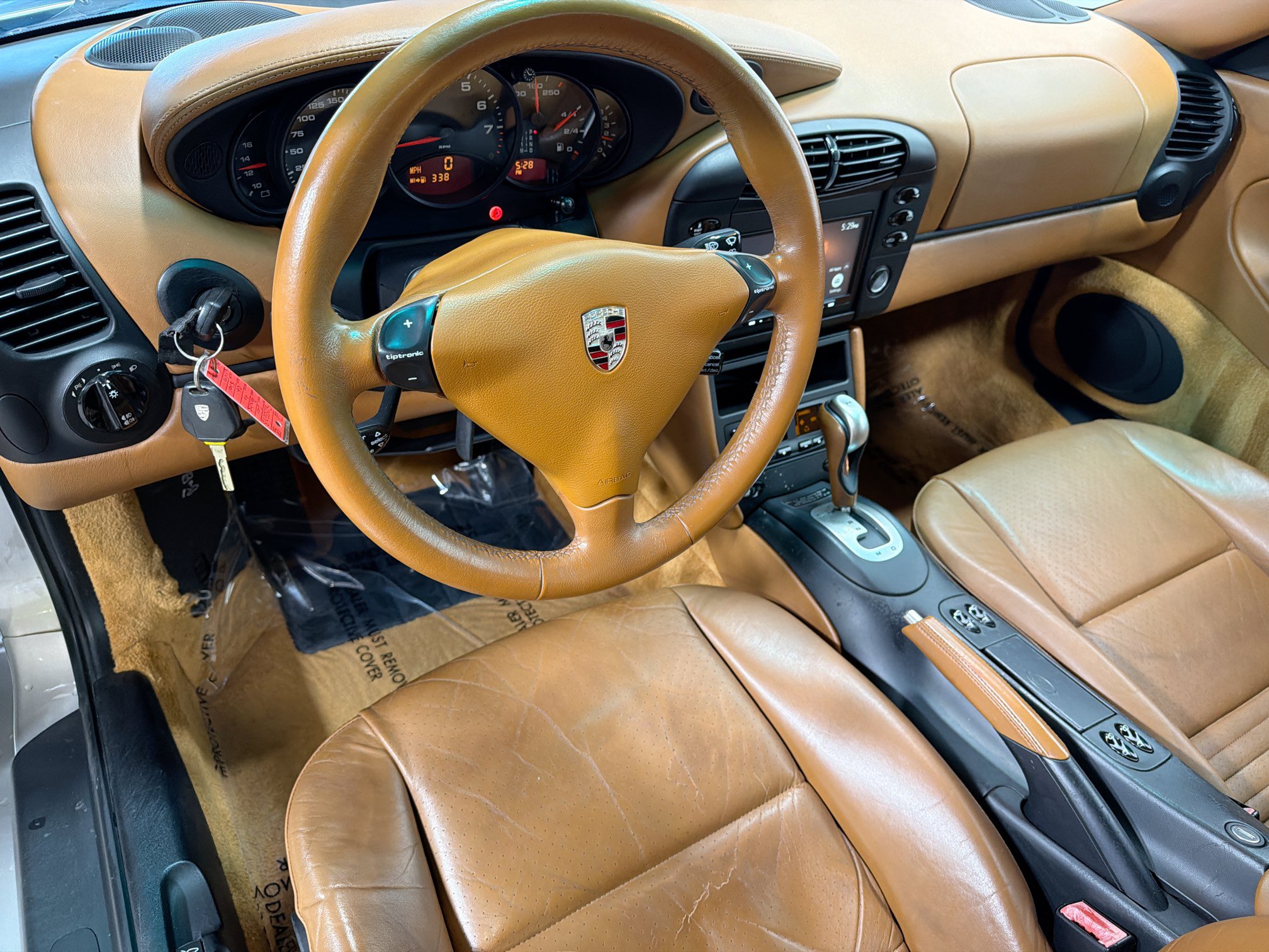 Used 2001 Porsche 911 Carrera RWD image 4