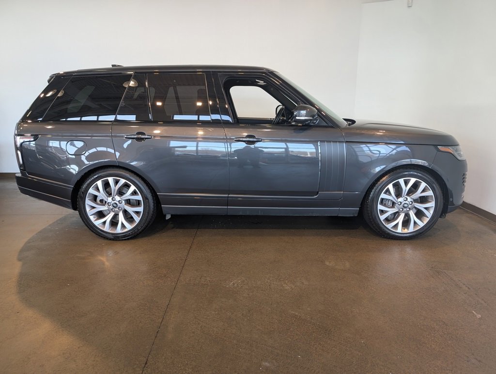 Used 2020 Land Rover Range Rover HSE image 7