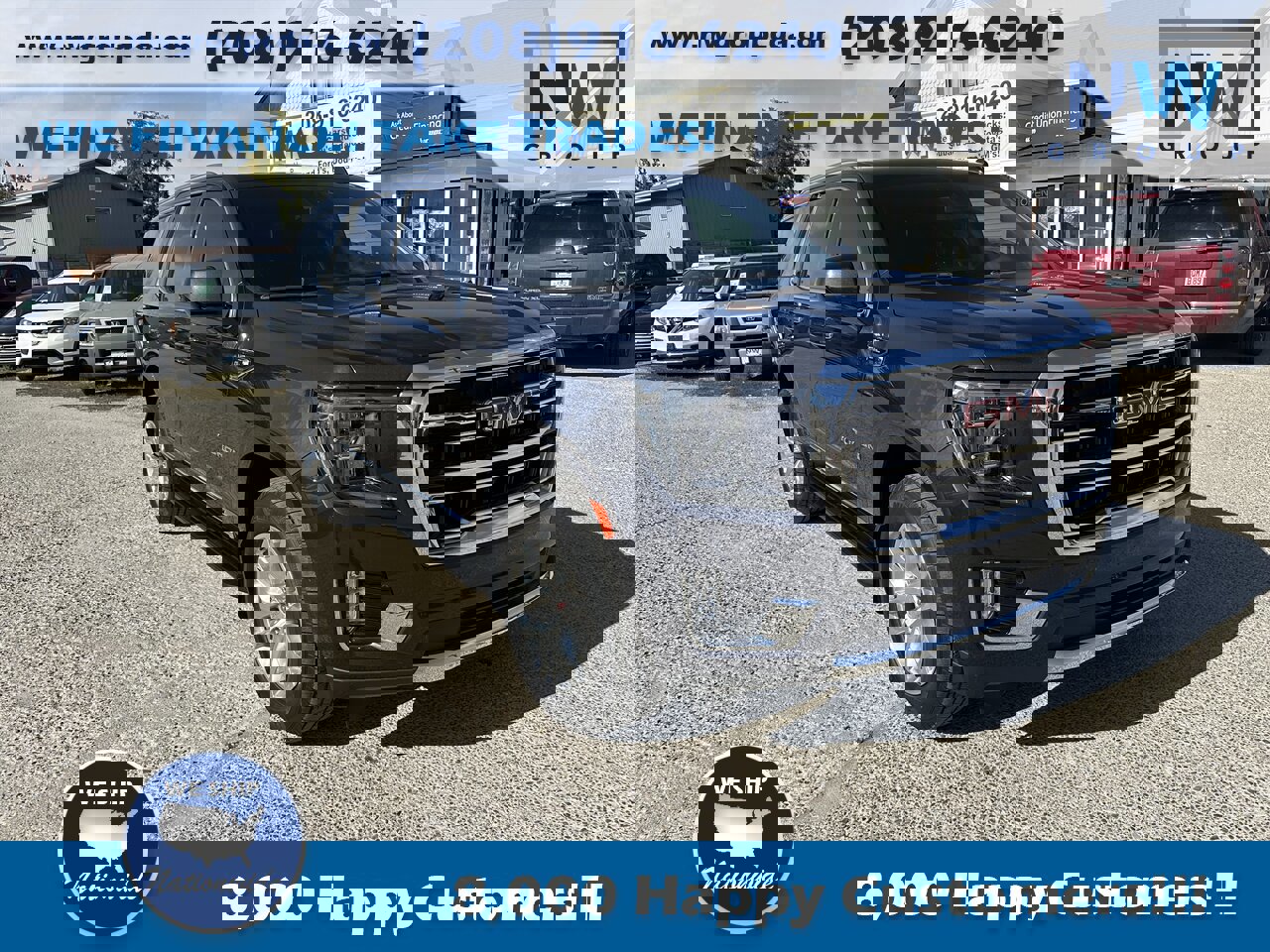 Used 2023 GMC Yukon SLT image 1