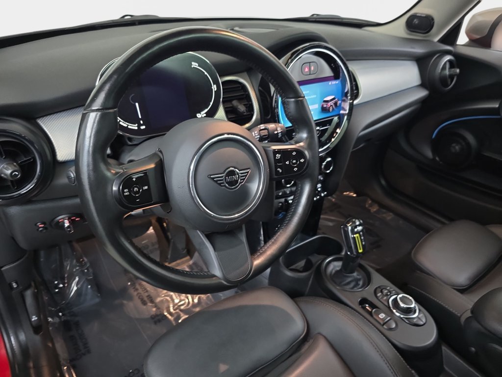 Used 2024 MINI Cooper SE FWD image 17