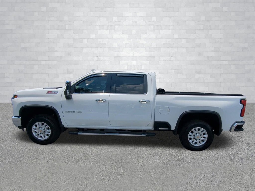 Used 2025 Chevrolet Silverado 2500 LTZ w/ LTZ Premium Package image 5