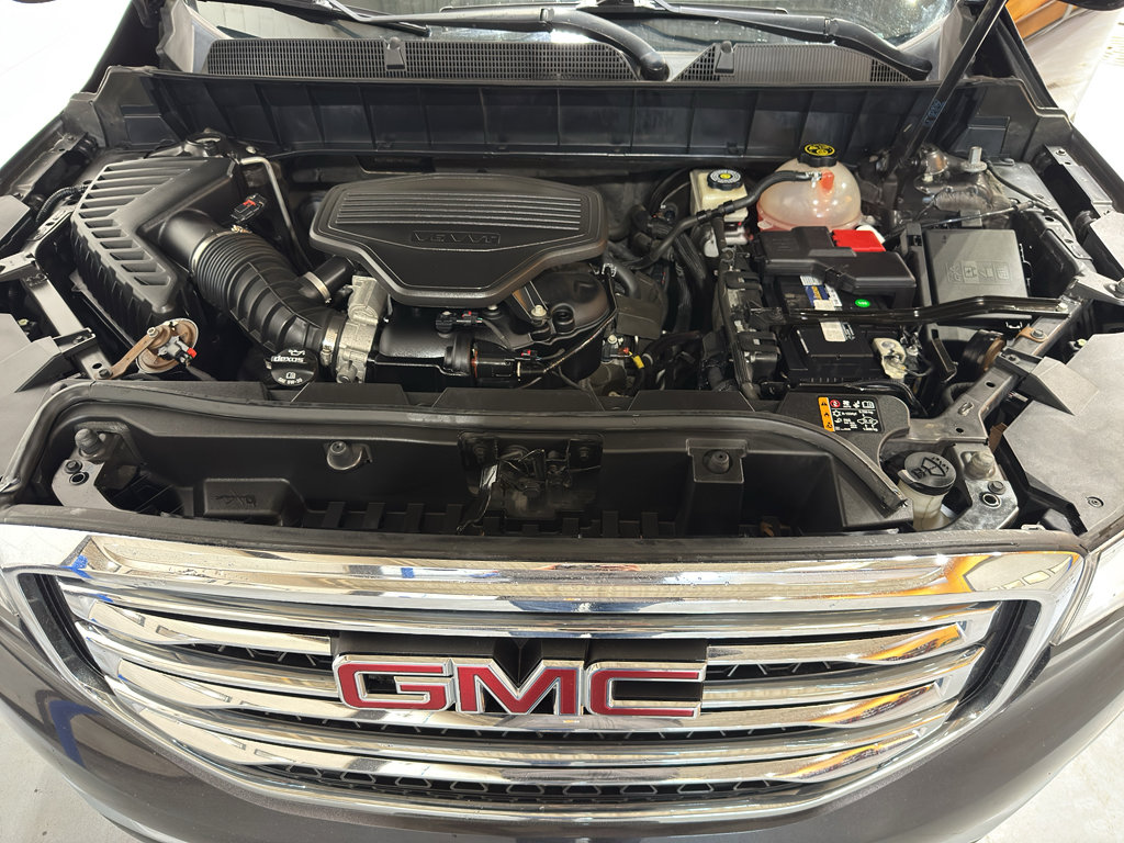 Used 2018 GMC Acadia SLT image 38