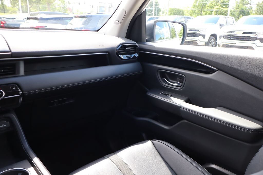 Used 2023 Honda Pilot Touring image 41