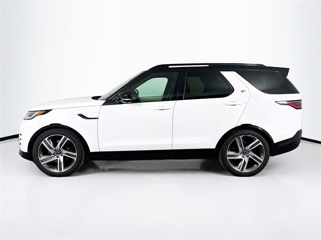 Certified 2023 Land Rover Discovery Metropolitan Edition image 8